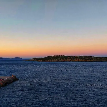 Pergola Ξενοδοχείο 2*