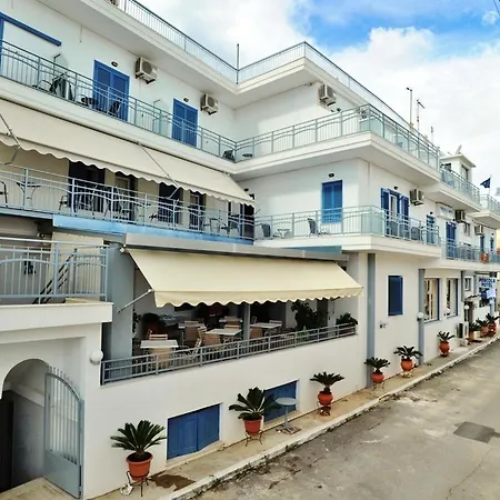 Отель Pergola 2*