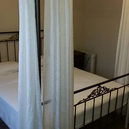 Отель Pergola 2*